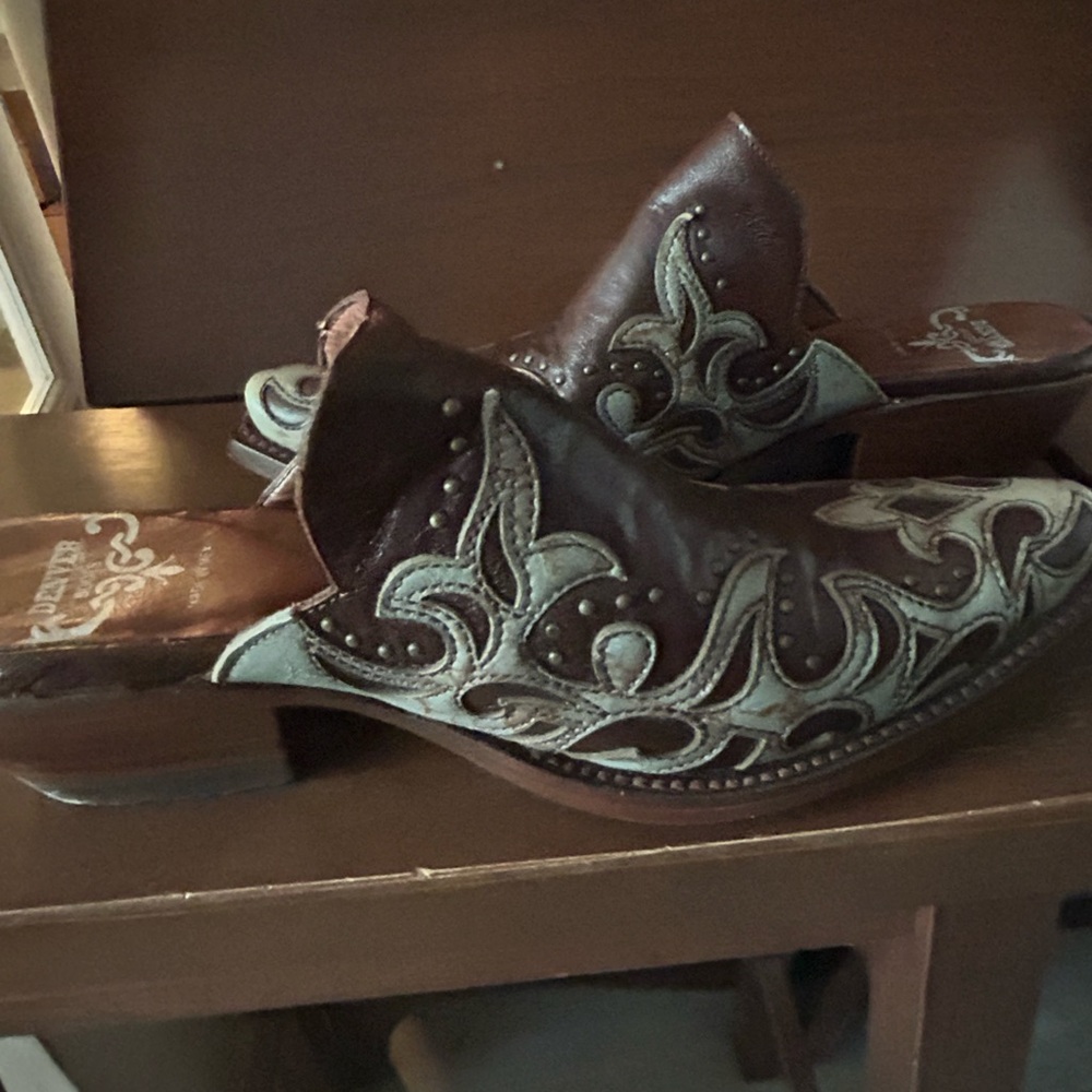 Brown and Turqoise Leather Embroidered Mules
Size 7.5. Barely Worn. - Picture 3 of 4